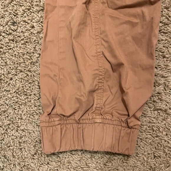 Bagatelle Collection Tan Cargo Pants - Picture 2 of 3